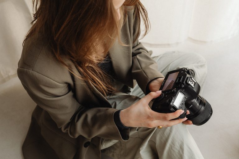How to Create a Stunning Photography Portfolio: Tips and Best Practices